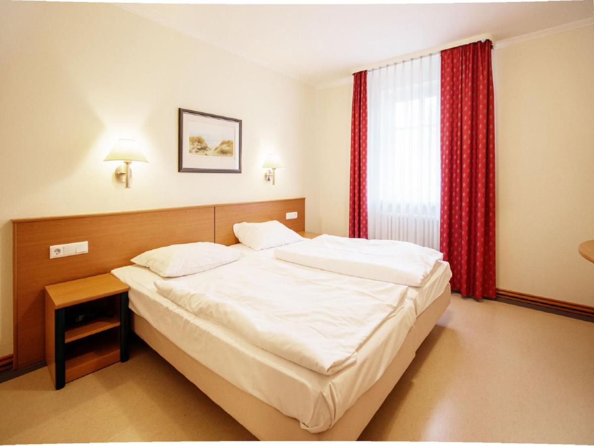 Klassik Mit 1 Schlafzimmer Und Balkon Im Obergeschoss 019 Apartment Ostseebad Binz